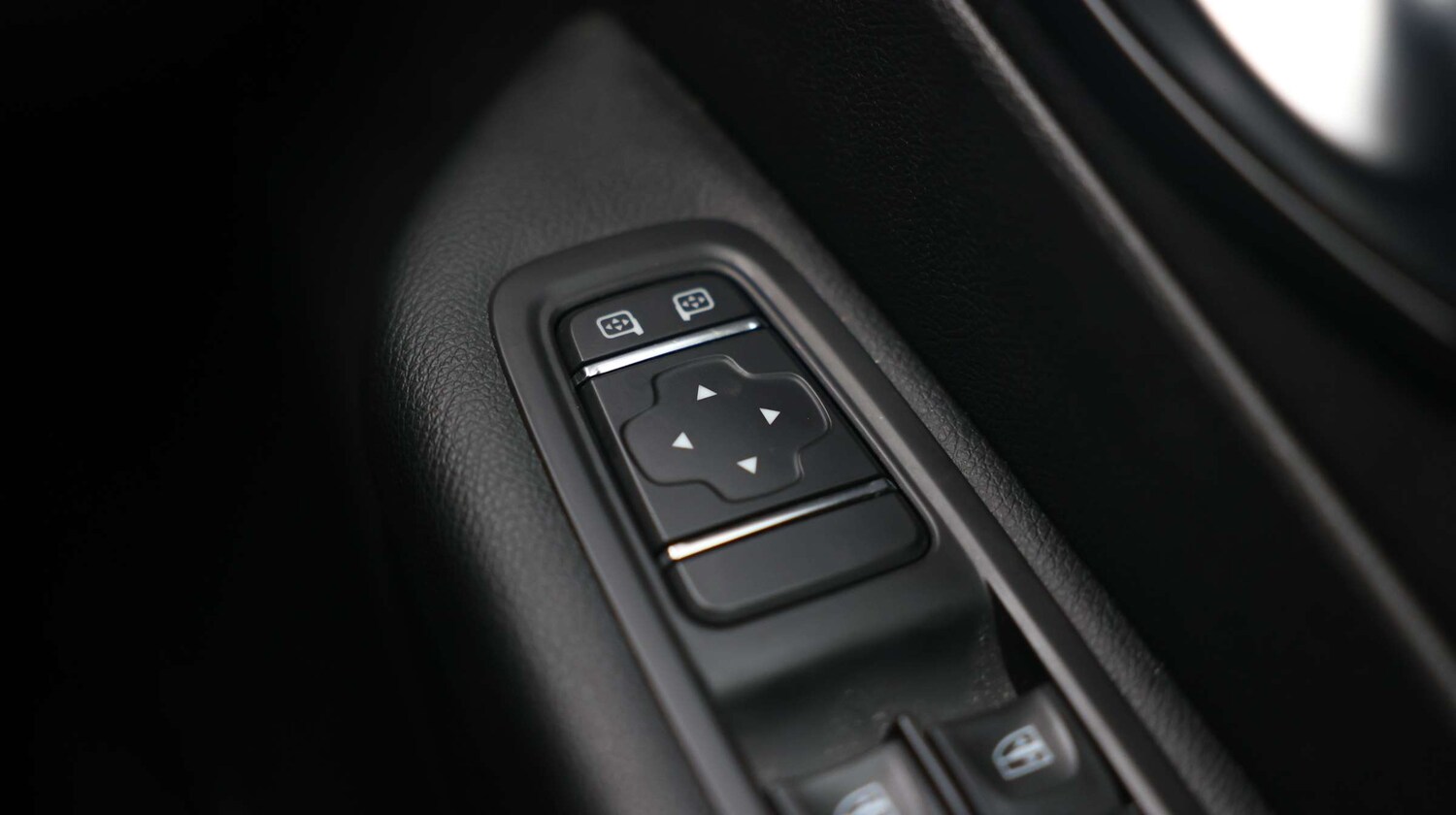 Used Renault Captur 2018 for sale - 77428190: Photo 39