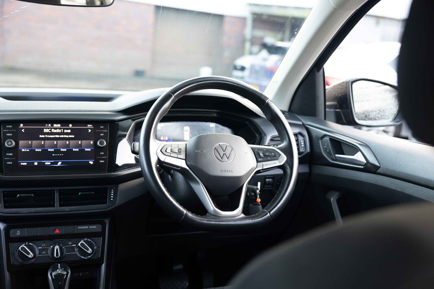 Used Volkswagen T-Cross 2022 for sale - 77648183: Photo 20