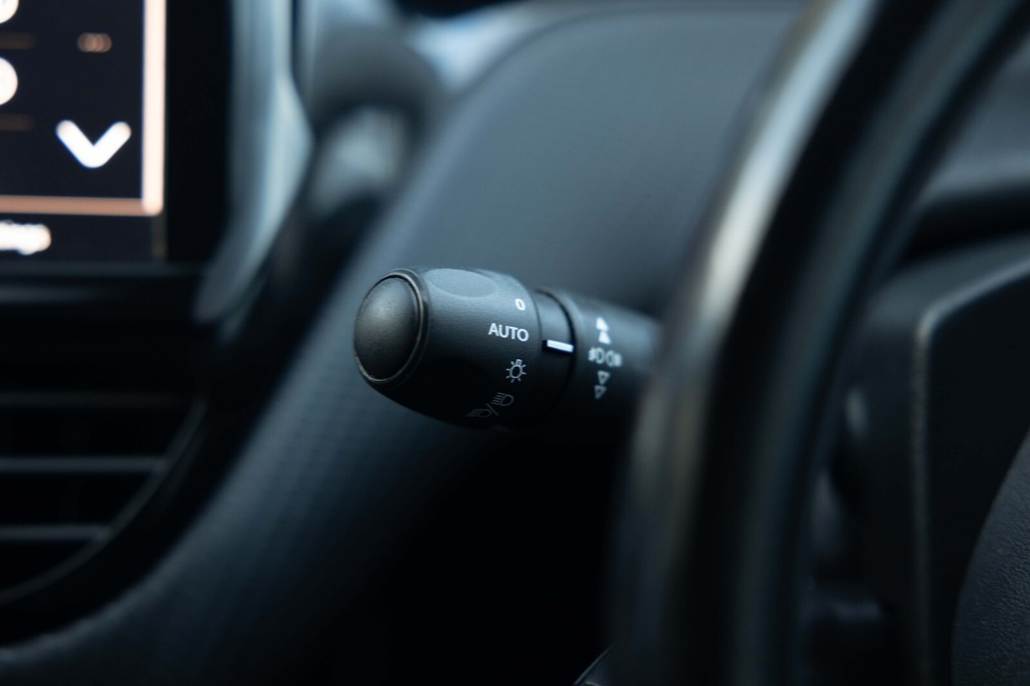 Used Peugeot 2008 2018 for sale - 78133497: Photo 31