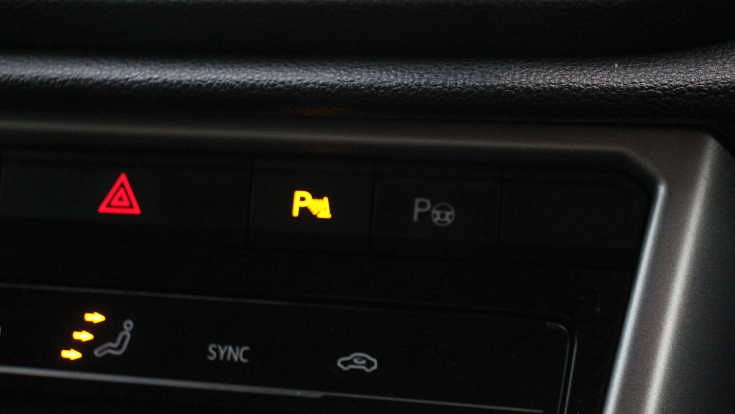 Used Volkswagen T-Roc 2022 for sale - 77360500: Photo 29