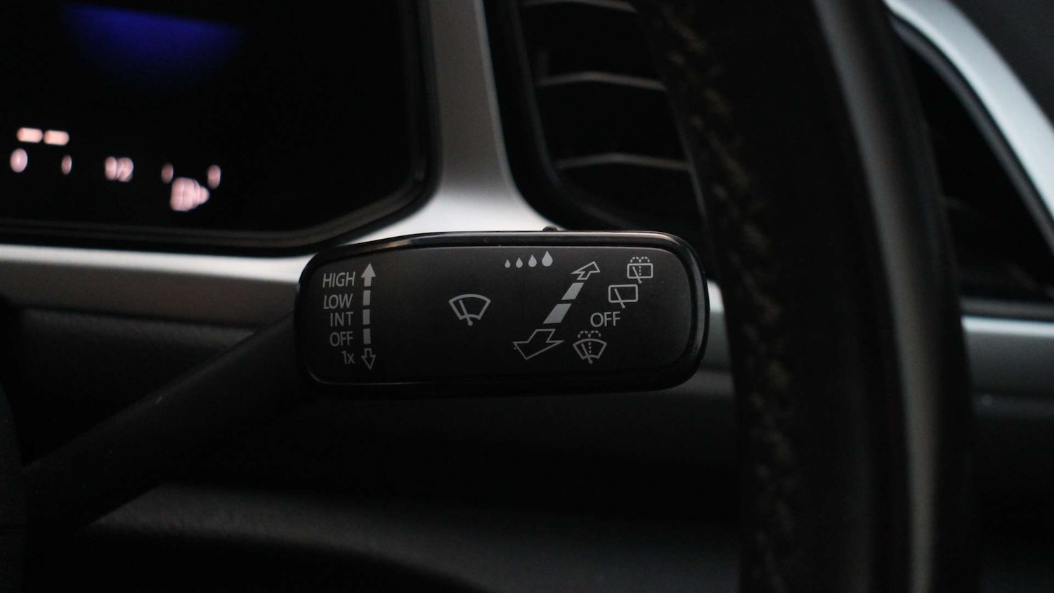 Used Volkswagen T-Roc 2022 for sale - 77360500: Photo 33