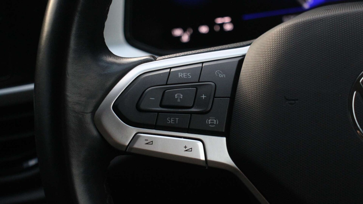 Used Volkswagen T-Roc 2022 for sale - 77360500: Photo 34