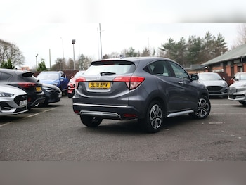Used Honda HR-V 2018 for sale - 76818278: Photo