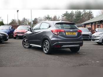 Used Honda HR-V 2018 for sale - 76818278: Photo