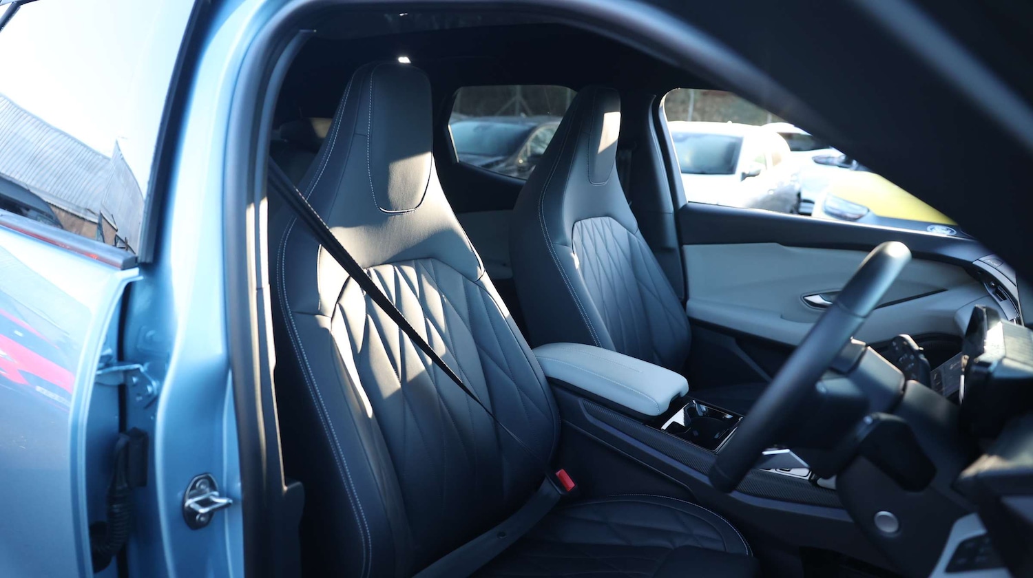 Used Ford Explorer 2025 for sale - 76818304: Photo 16