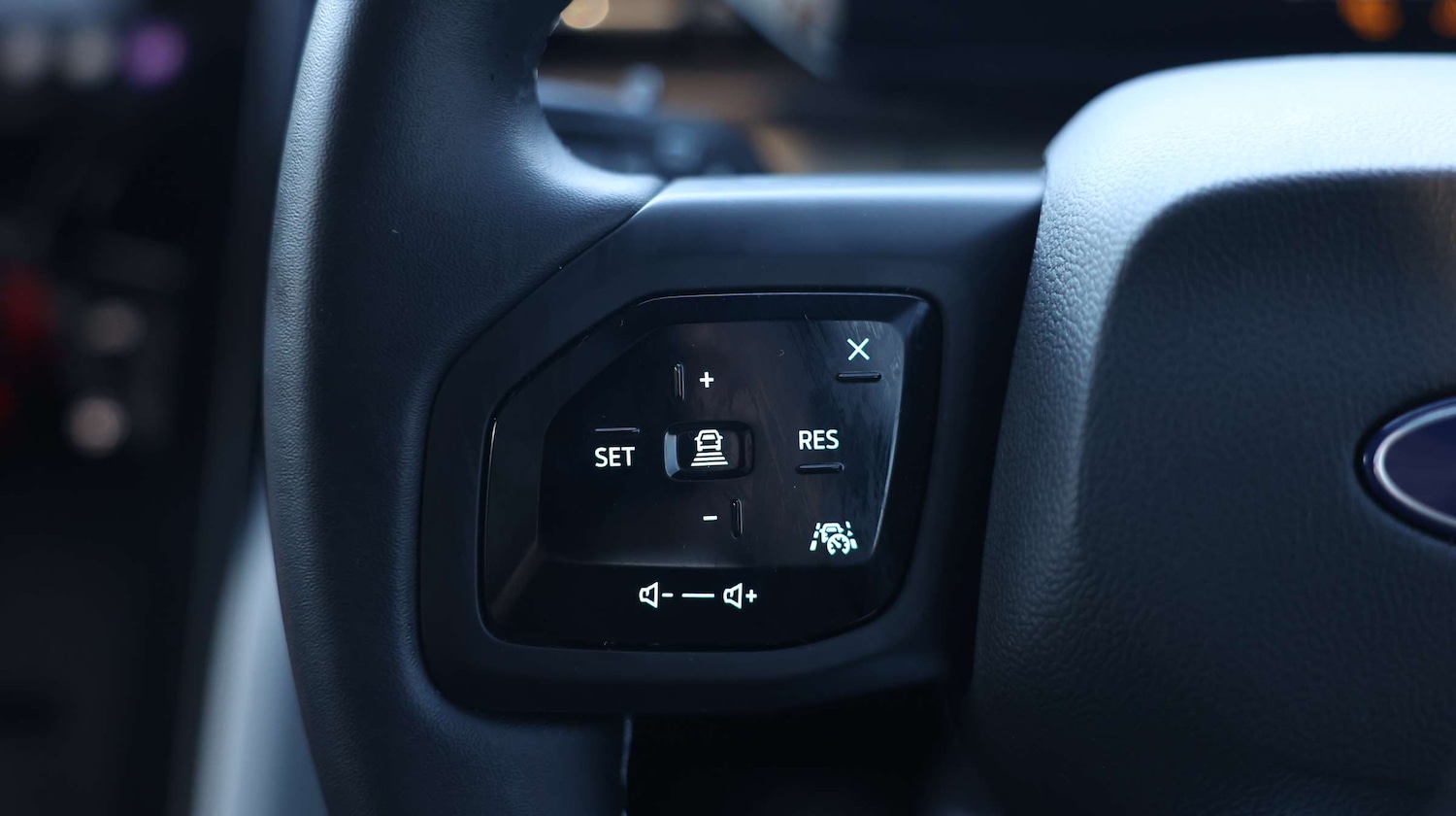 Used Ford Explorer 2025 for sale - 76818304: Photo 31