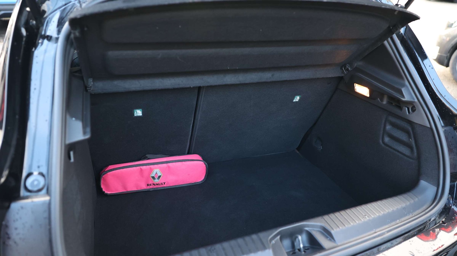 Used Renault Clio 2022 for sale - 77353737: Photo 17