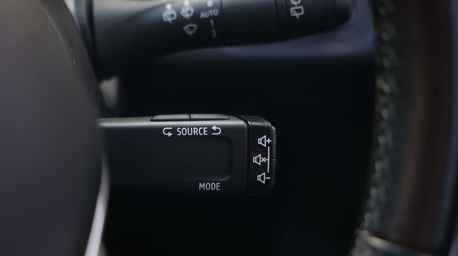 Used Renault Clio 2022 for sale - 77353737: Photo 37