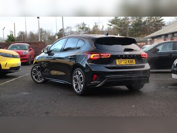 Used Ford Focus 2022 for sale - 77353739: Photo