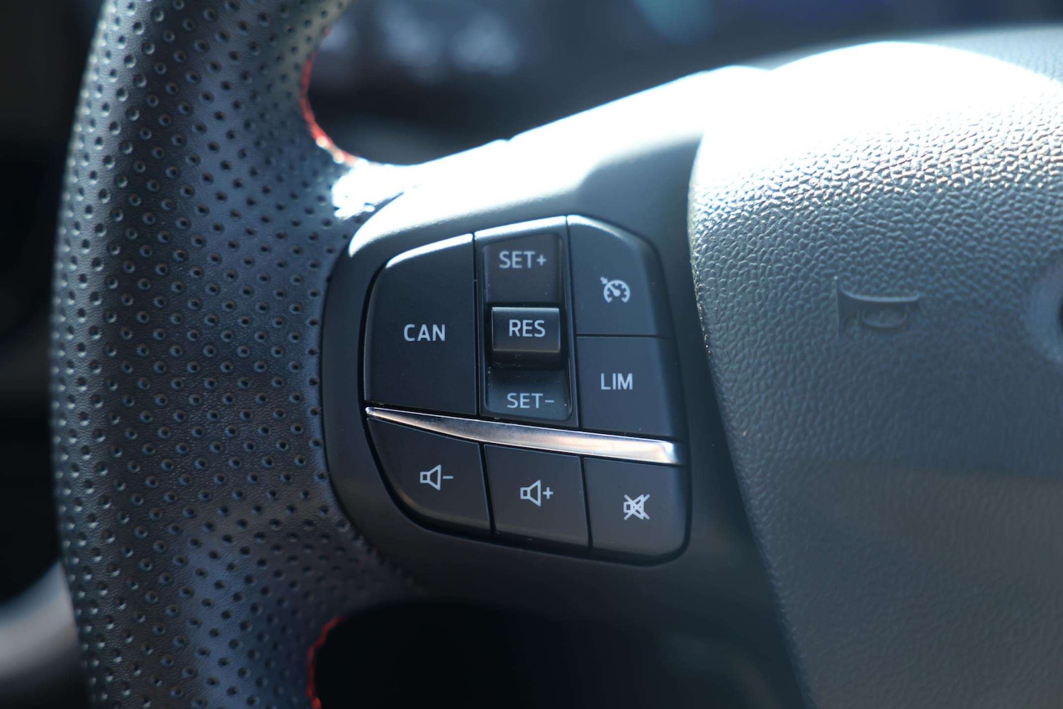 Used Ford Puma 2023 for sale - 76818203: Photo 34