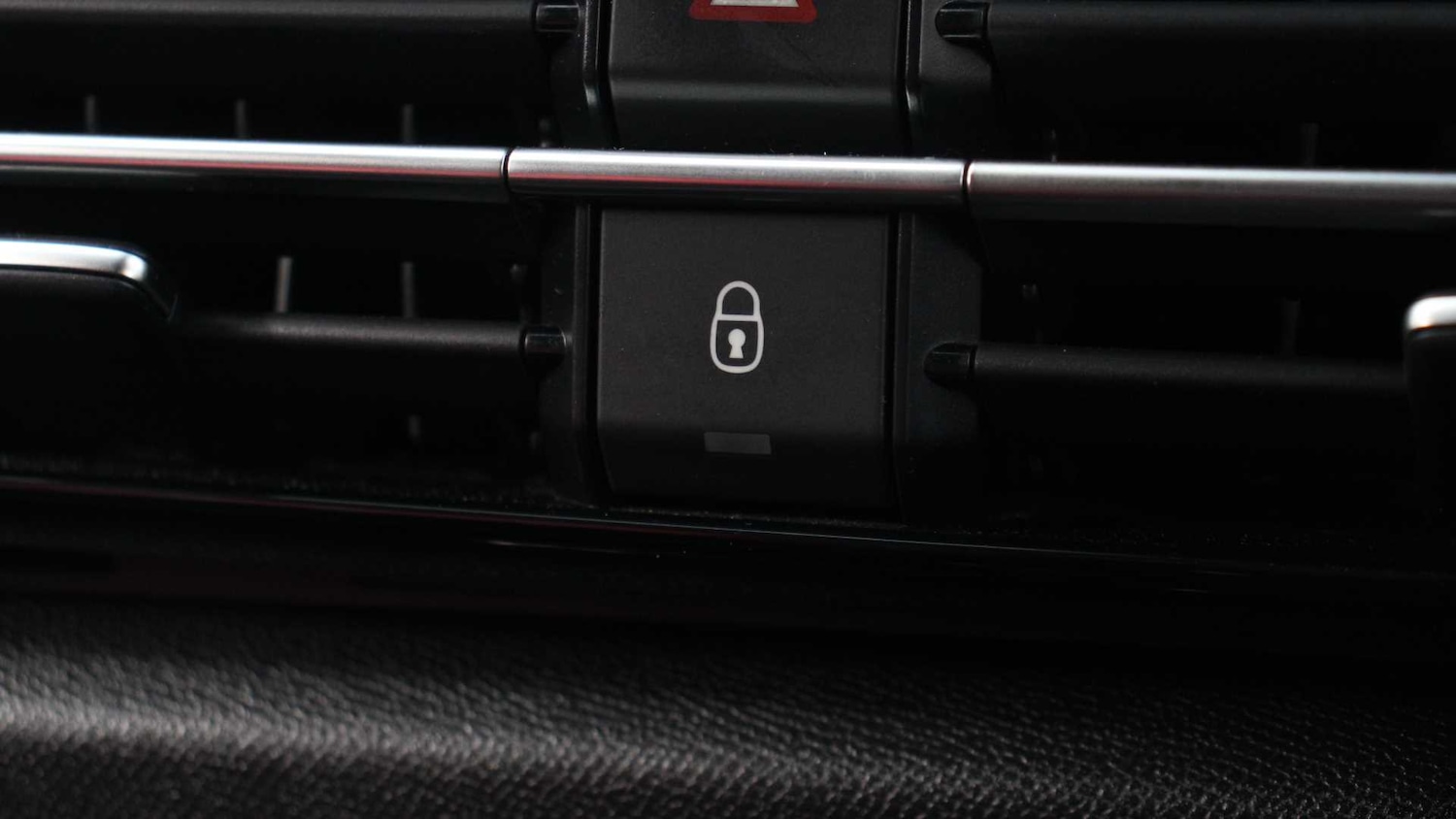 Used Citroen C4 2022 for sale - 76999529: Photo 32