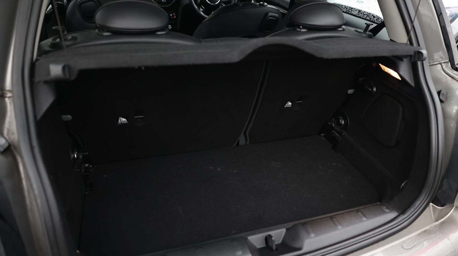 Used MINI Hatch 2019 for sale - 77648189: Photo 16