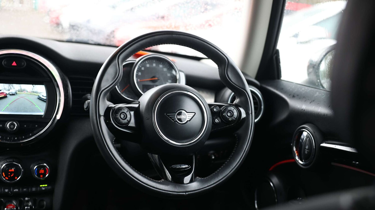 Used MINI Hatch 2019 for sale - 77648189: Photo 22