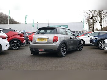 Used MINI Hatch 2019 for sale - 77648189: Photo