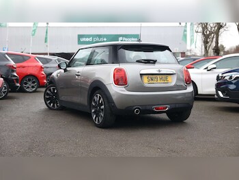Used MINI Hatch 2019 for sale - 77648189: Photo