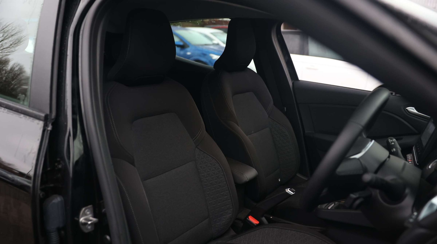 Used Renault Clio 2023 for sale - 77105949: Photo 16