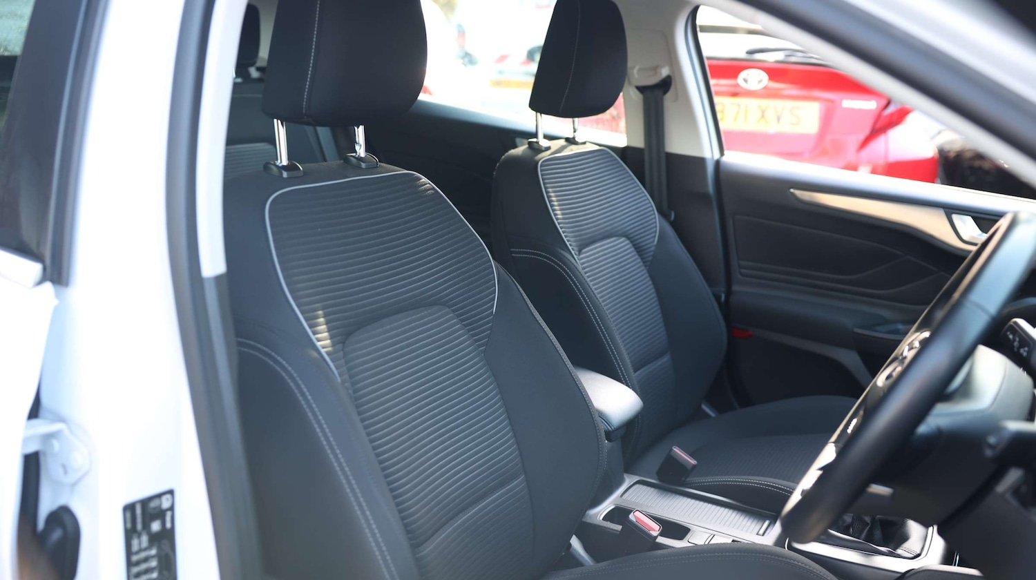 Used Ford Focus 2023 for sale - 77791142: Photo 16