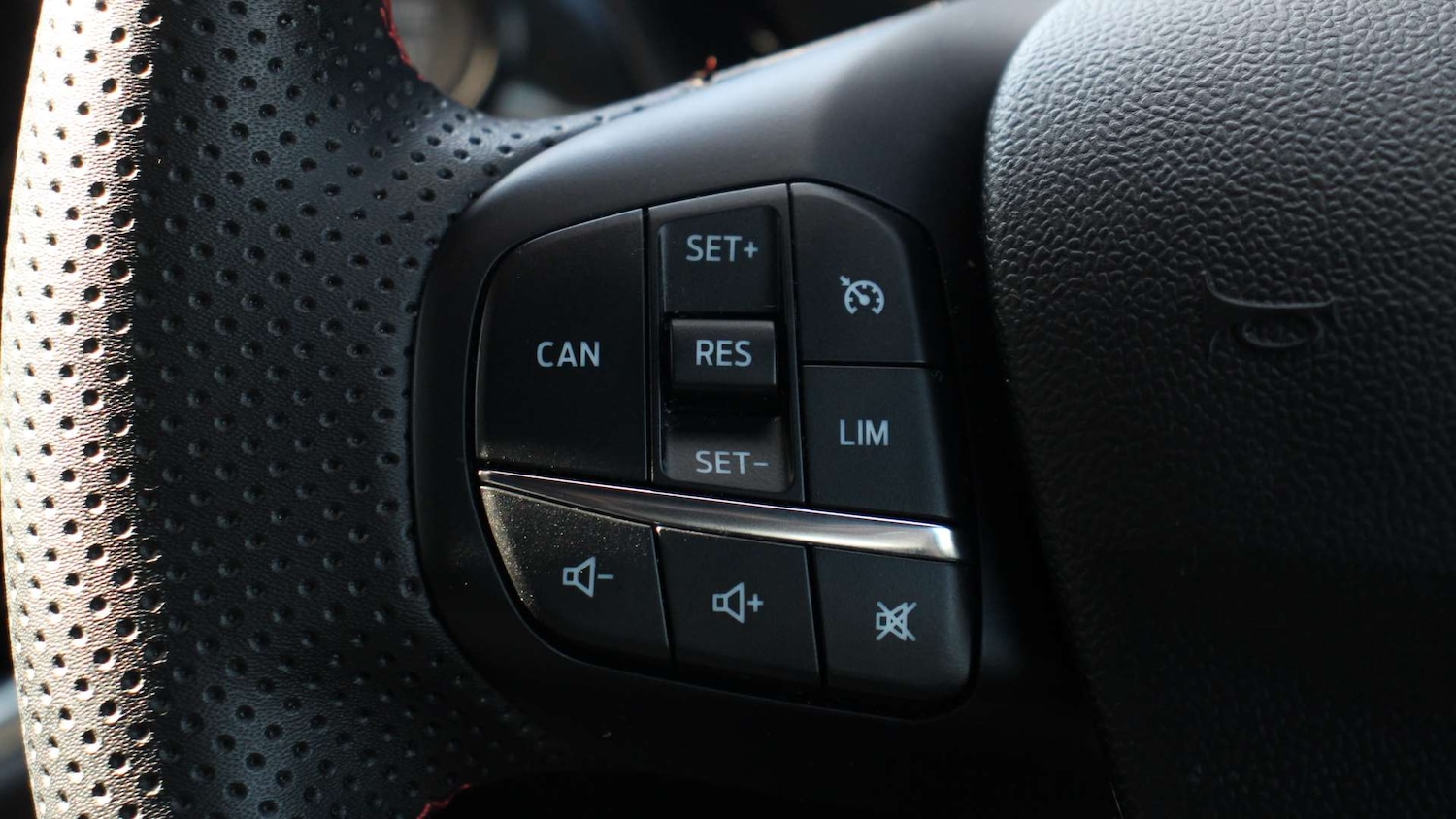 Used Ford Puma 2023 for sale - 76818204: Photo 32