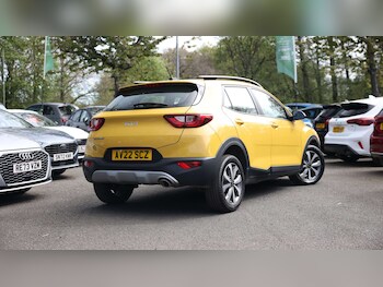 Used Kia Stonic 2022 for sale - 78813581: Photo