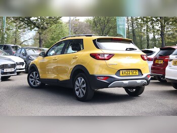 Used Kia Stonic 2022 for sale - 78813581: Photo