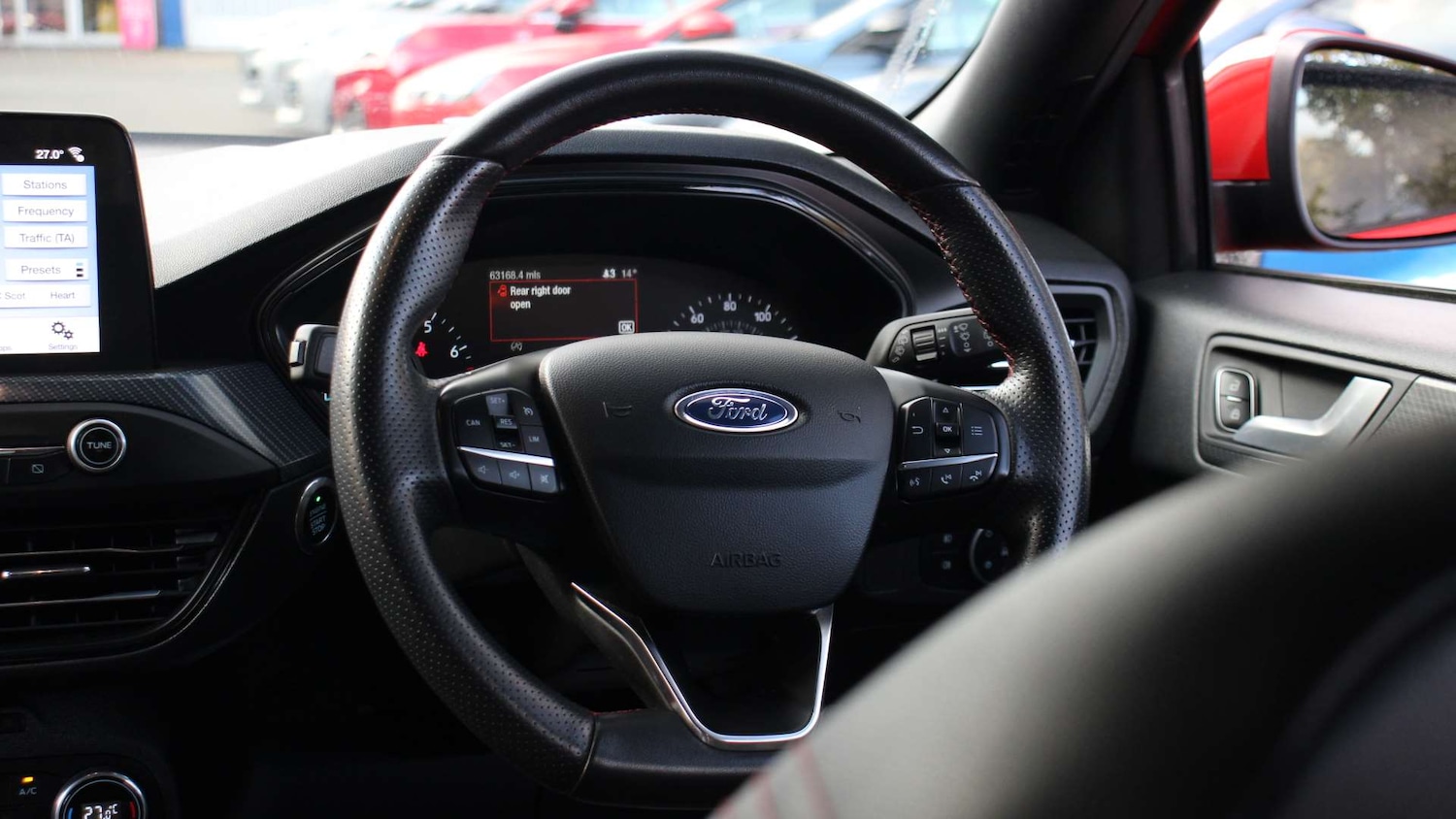 Used Ford Focus 2018 for sale - 76818208: Photo 18