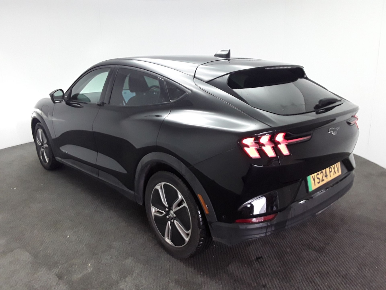 Used Ford Mustang Mach-E 2024 for sale - 77206612: Photo 2