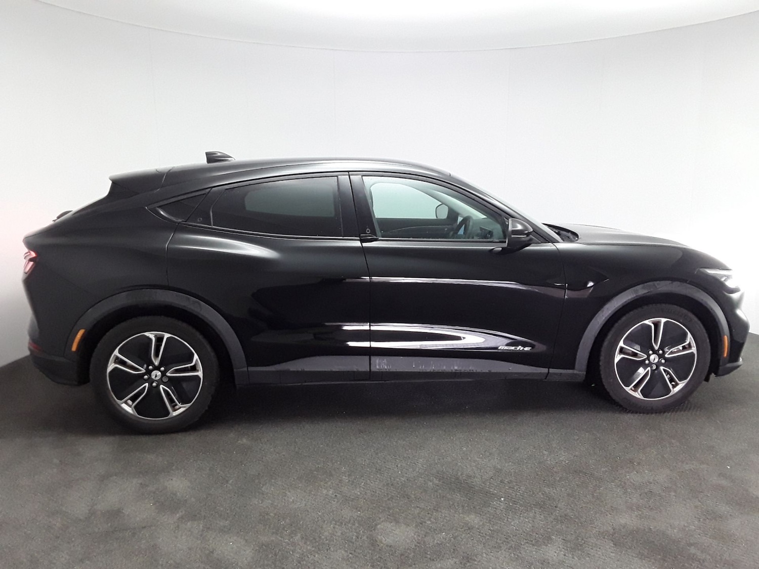 Used Ford Mustang Mach-E 2024 for sale - 77206612: Photo 3