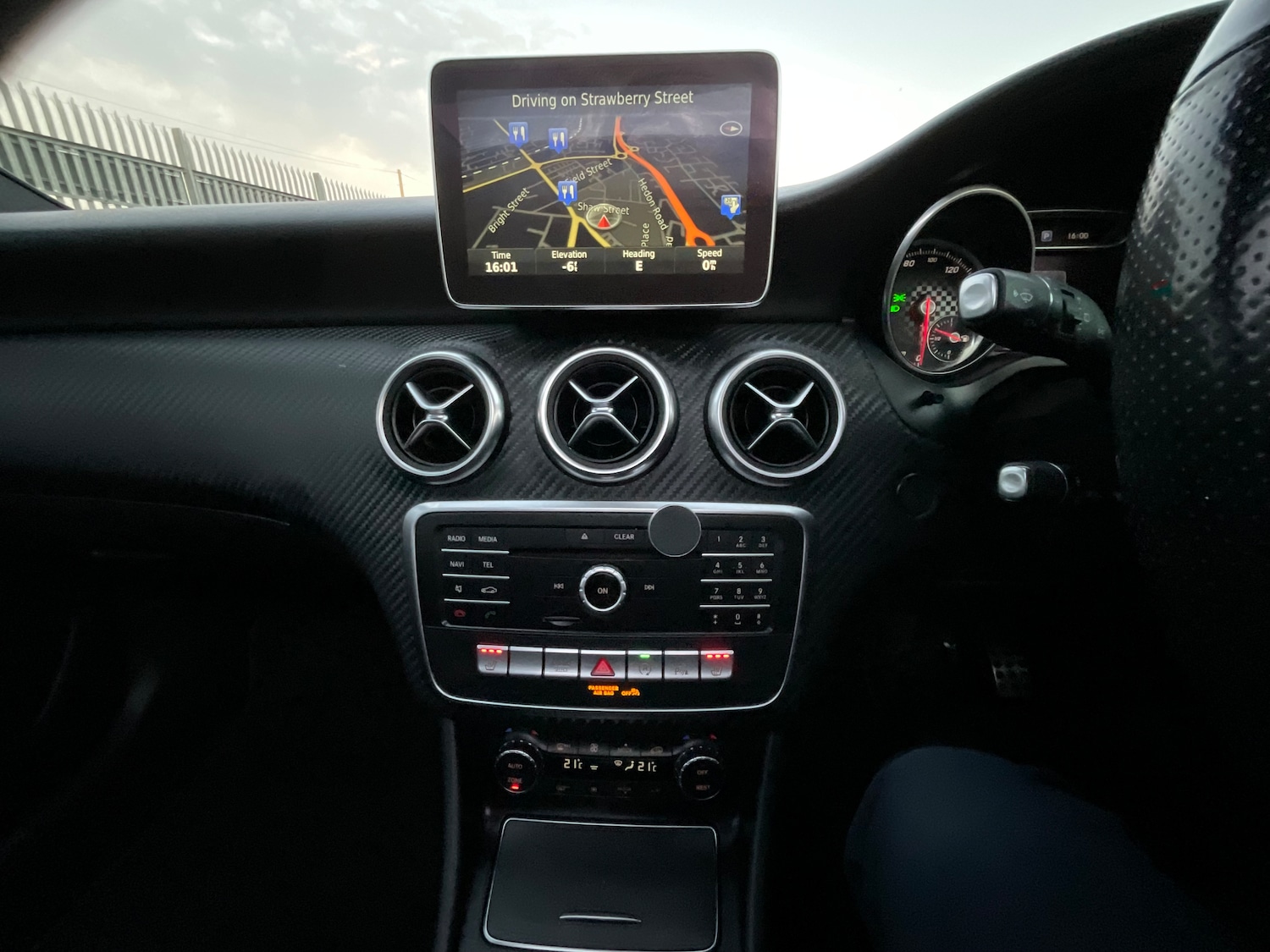 Used Mercedes-Benz A-Class 2016 for sale - 77245038: Photo 29