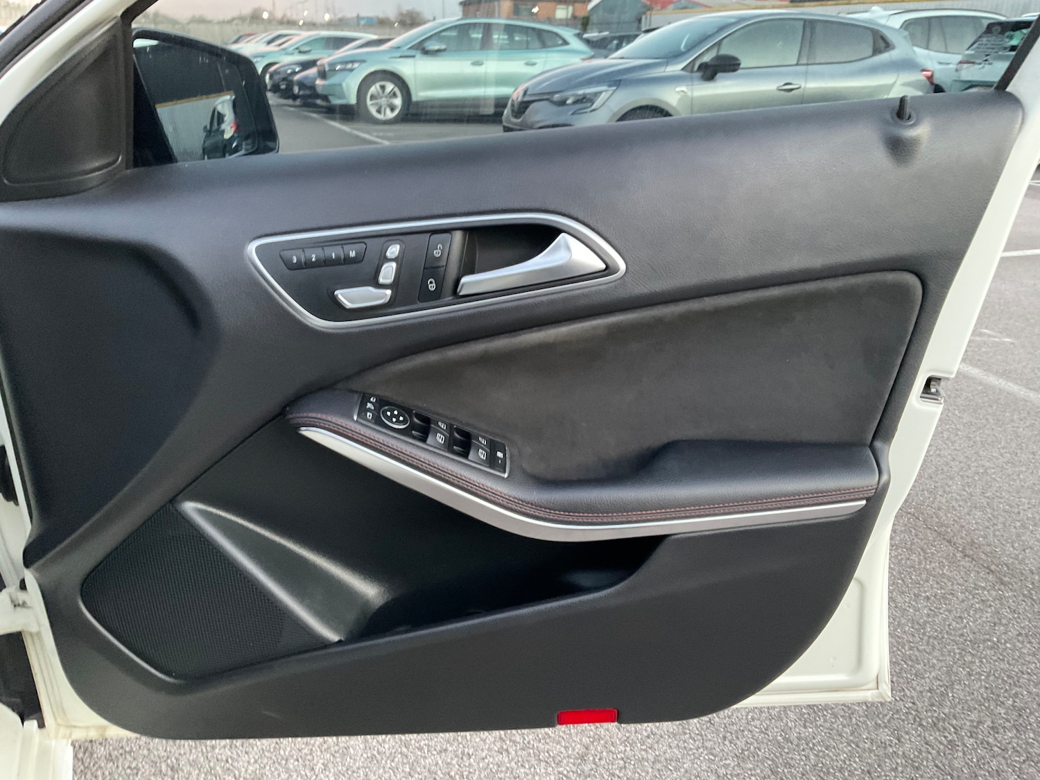 Used Mercedes-Benz A-Class 2016 for sale - 77245038: Photo 92