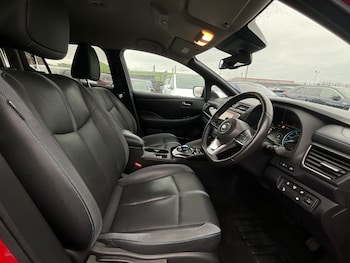 Used Nissan Leaf 2022 for sale - 77661512: Photo