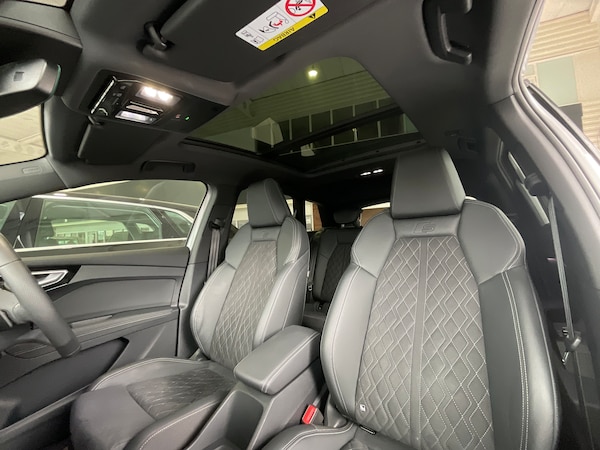 Used Audi Q4 e-tron 2024 for sale - 74530910: Photo 12