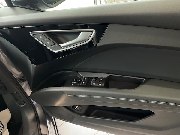 Used Audi Q4 e-tron 2024 for sale - 74530910: Photo 22