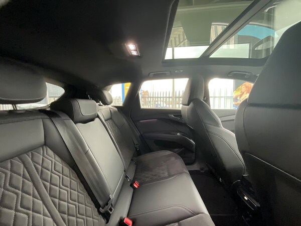 Used Audi Q4 e-tron 2024 for sale - 74530910: Photo 7
