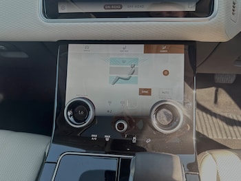 Used Land Rover Range Rover Velar 2021 for sale - 79198139: Photo