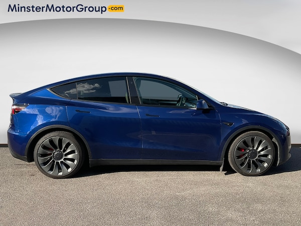 Used Tesla Model Y 2022 for sale - 75360821: Photo 2