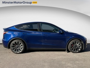 Used Tesla Model Y 2022 for sale - 75360821: Photo