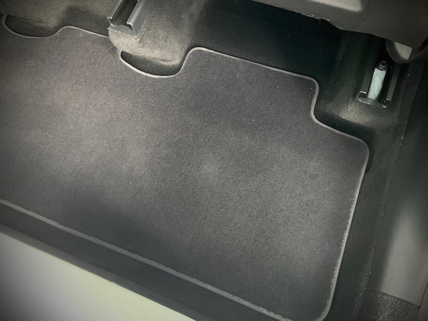 Used Tesla Model Y 2022 for sale - 75360821: Photo 38