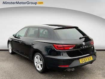 Used SEAT Leon 2019 for sale - 76968115: Photo