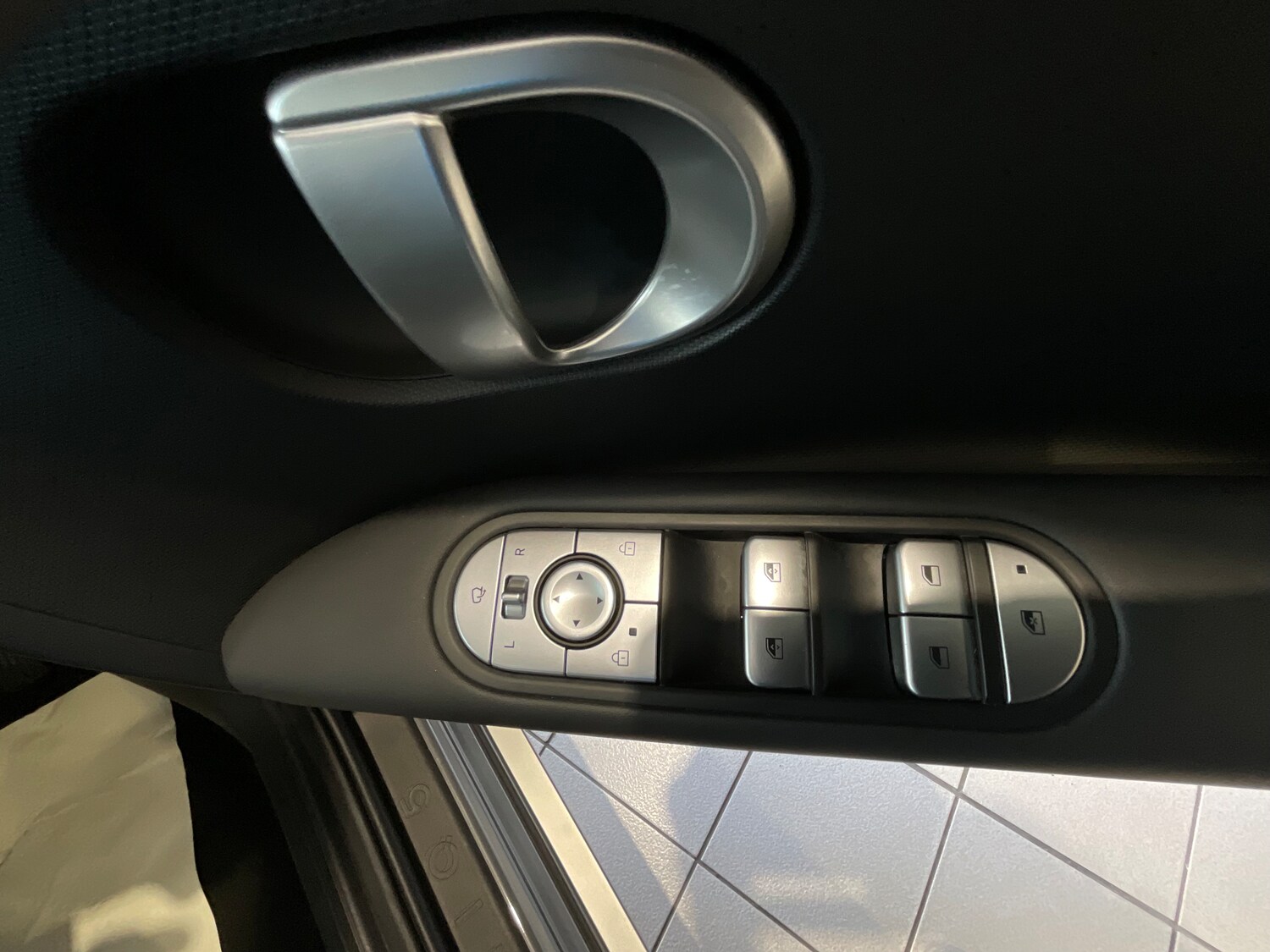 Used Hyundai IONIQ 5 2024 for sale - 77540967: Photo 32