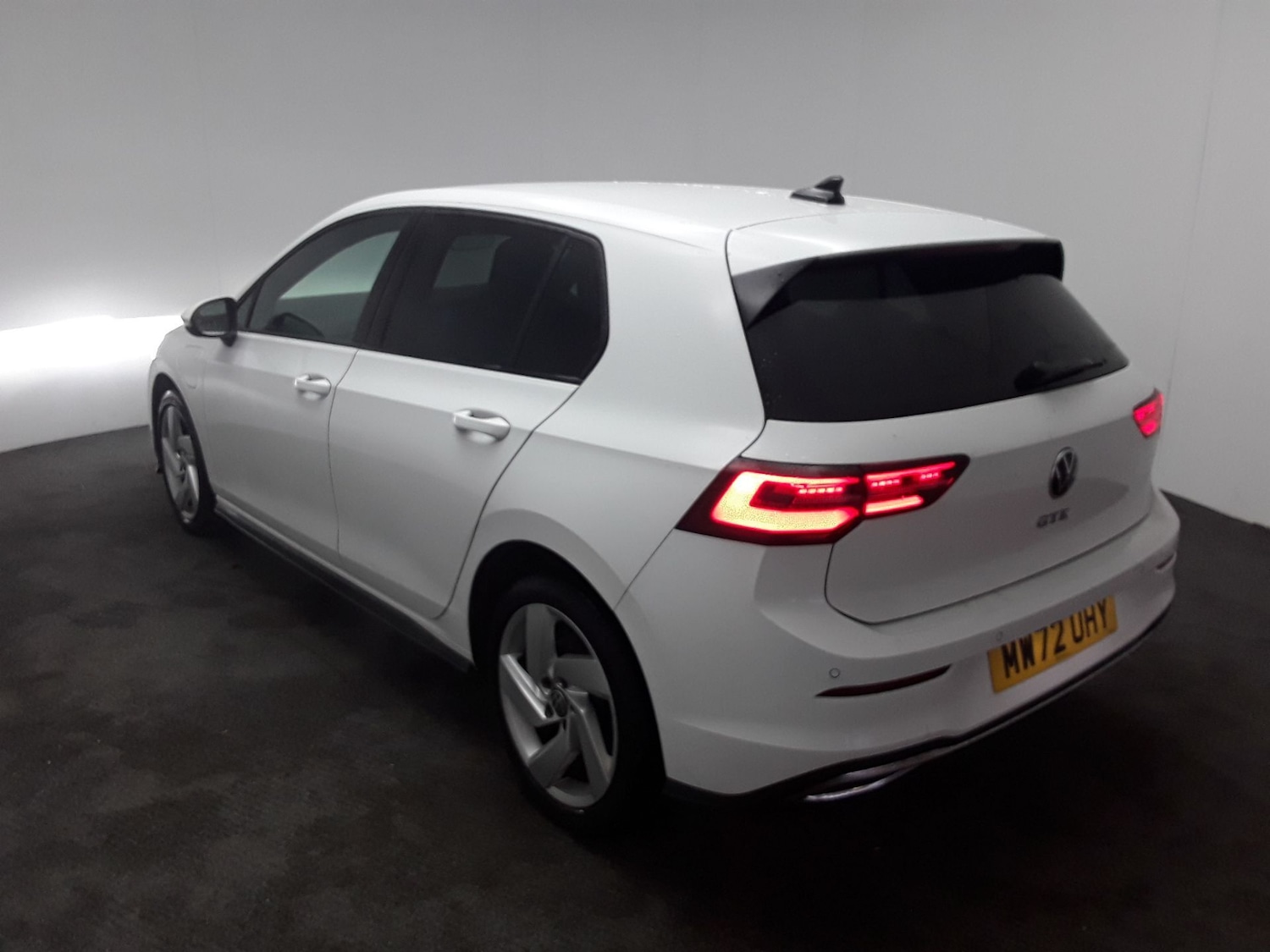 Used Volkswagen Golf 2022 for sale - 77125359: Photo 2