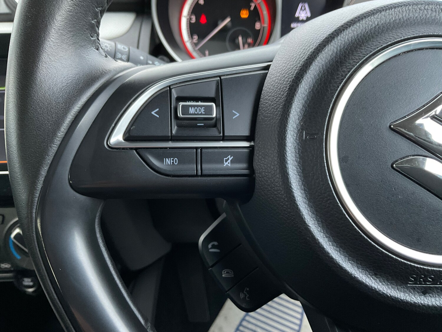 Used Suzuki Swift 2023 for sale - 76789748: Photo 21