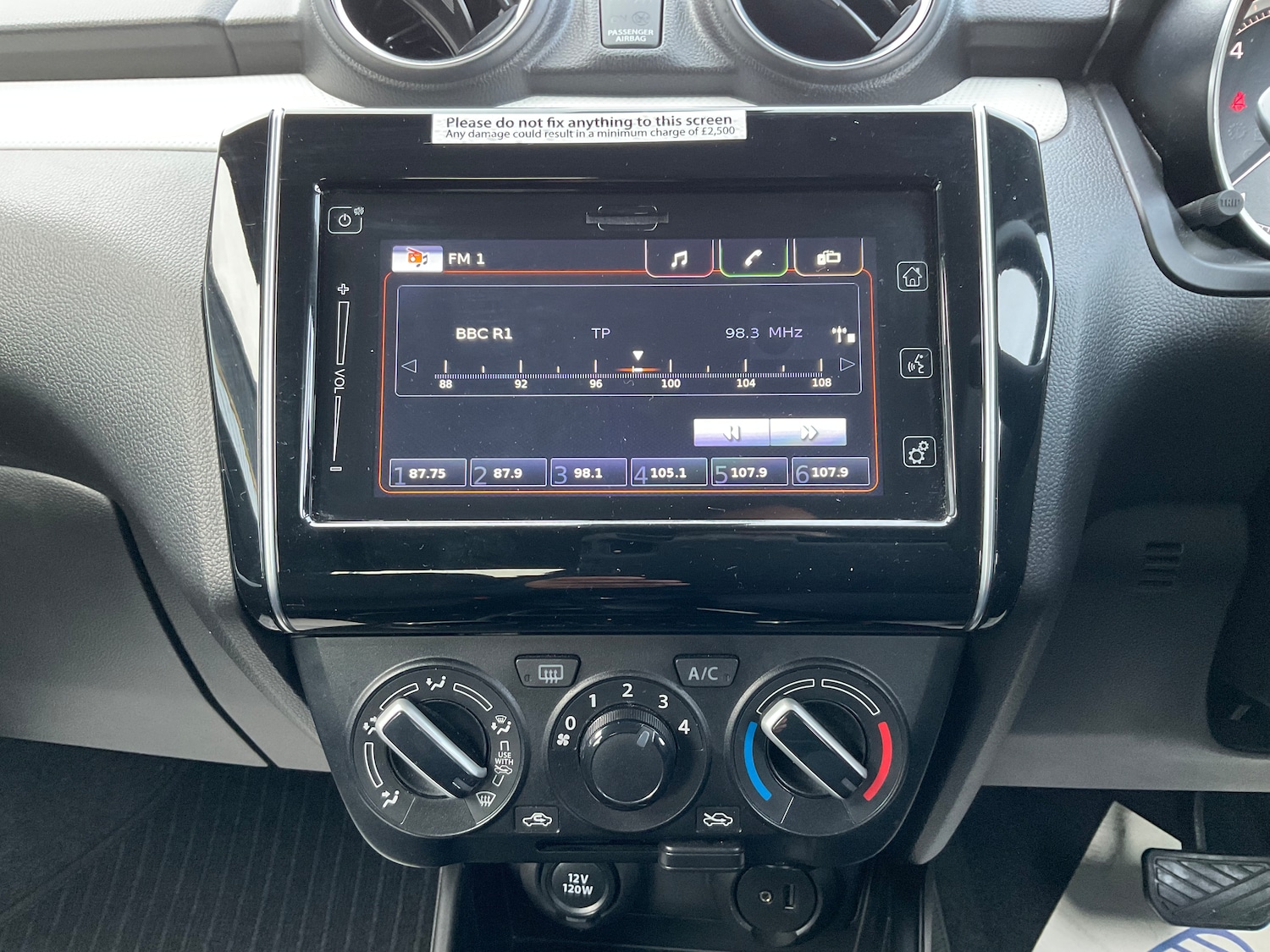 Used Suzuki Swift 2023 for sale - 76789748: Photo 26