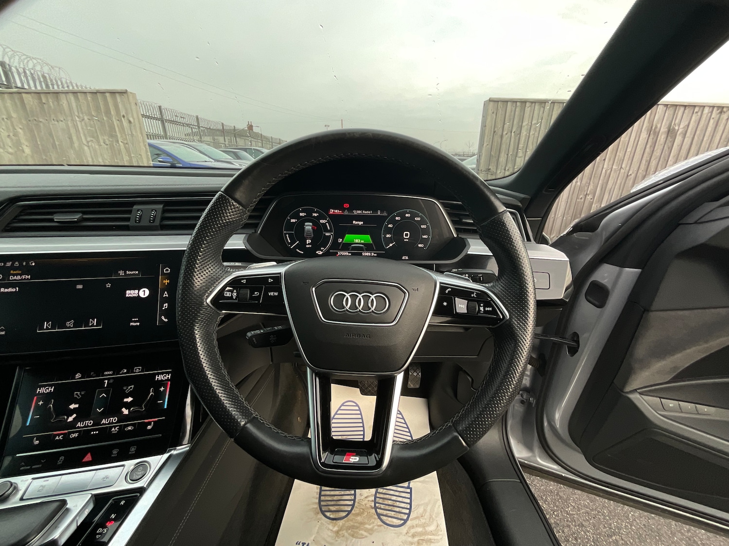 Vehicle 21