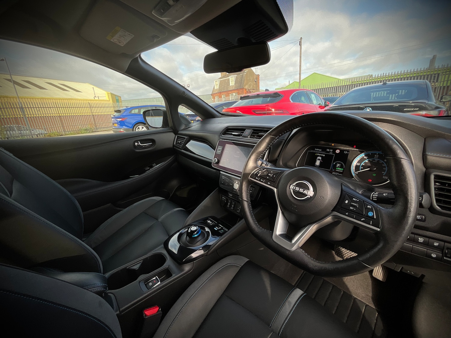 Used Nissan Leaf 2023 for sale - 76476173: Photo 7