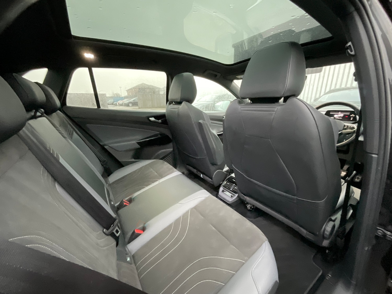 Used Volkswagen ID.4 2023 for sale - 77308814: Photo 10