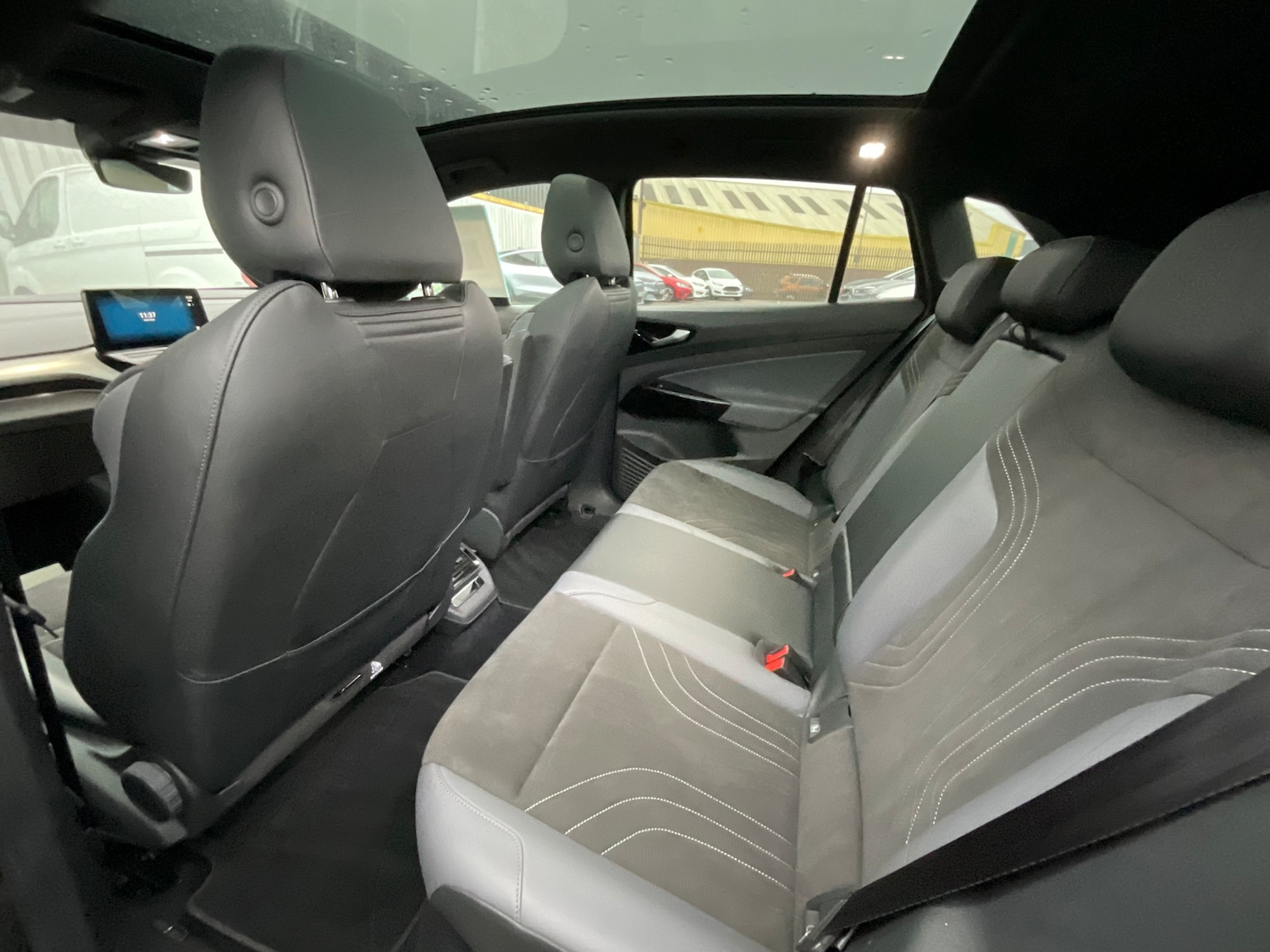 Used Volkswagen ID.4 2023 for sale - 77308814: Photo 13