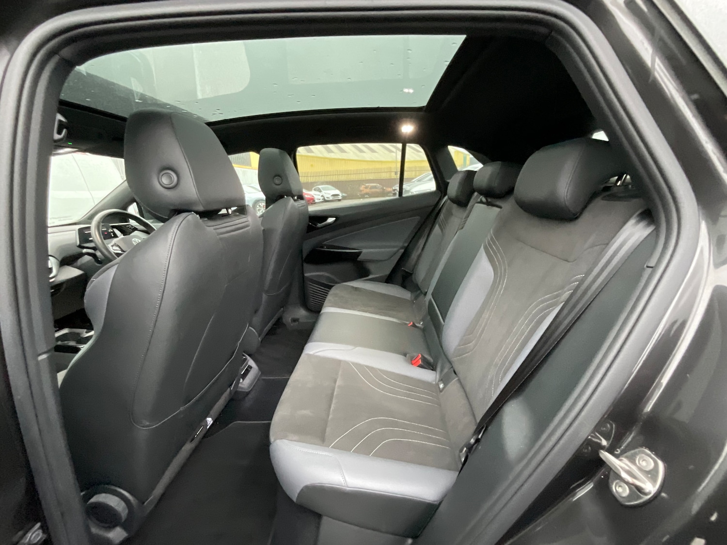 Used Volkswagen ID.4 2023 for sale - 77308814: Photo 15