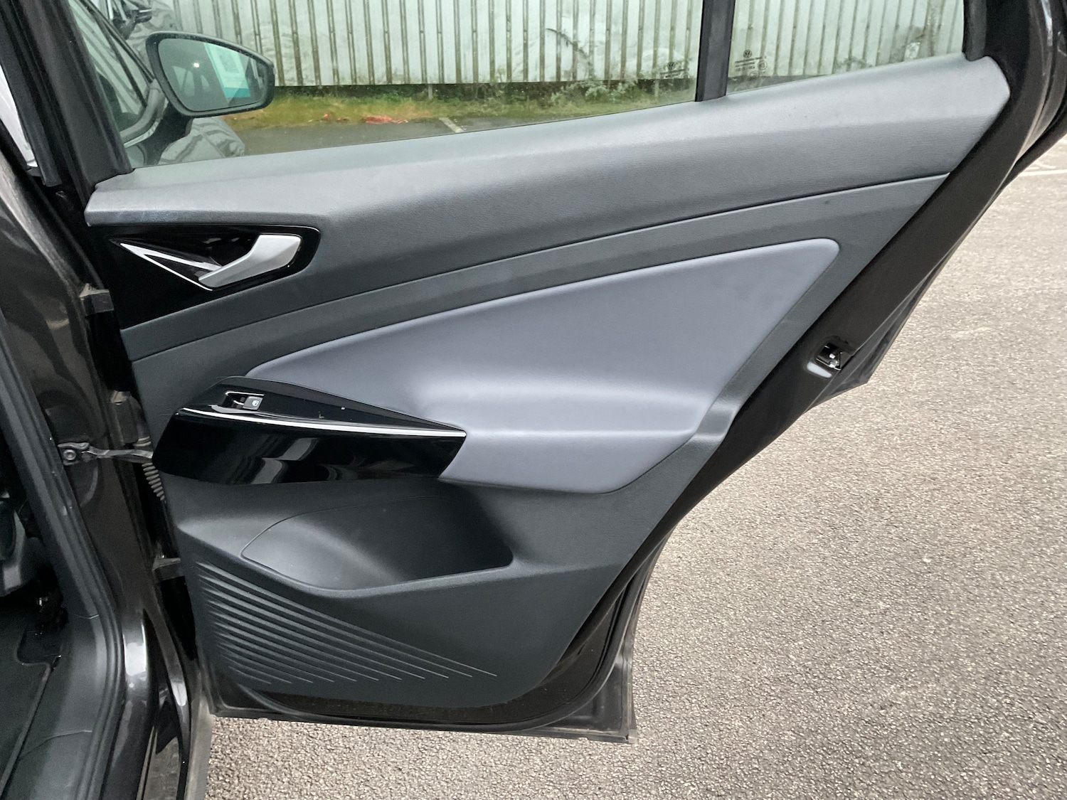 Used Volkswagen ID.4 2023 for sale - 77308814: Photo 23