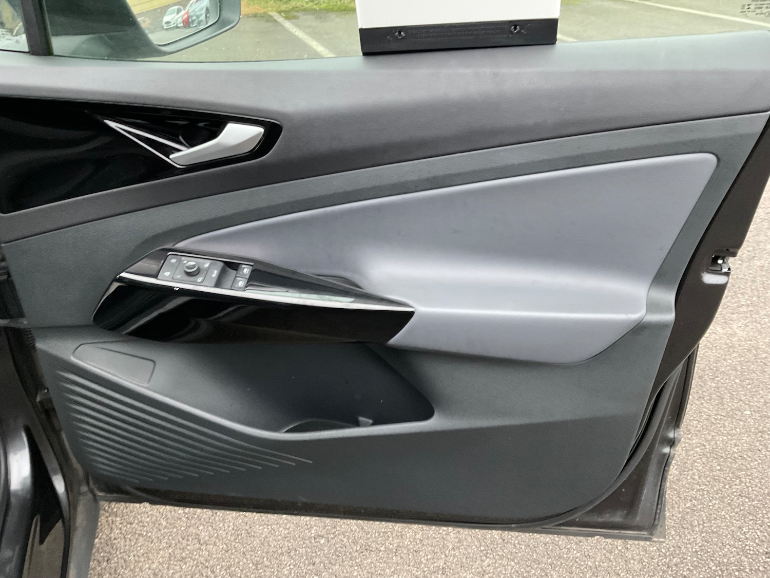 Used Volkswagen ID.4 2023 for sale - 77308814: Photo 24