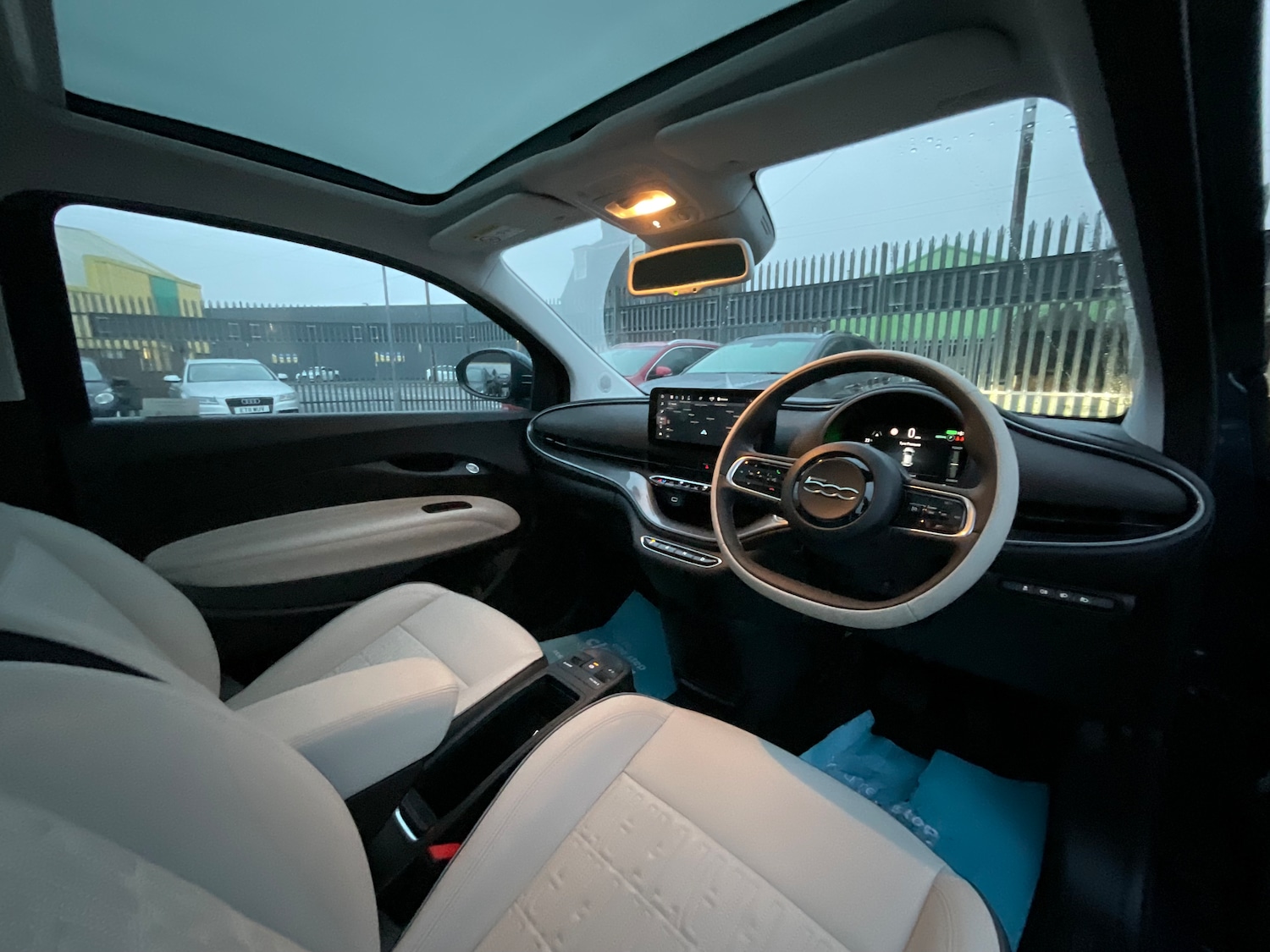 Used Fiat 500e 2023 for sale - 77473164: Photo 7